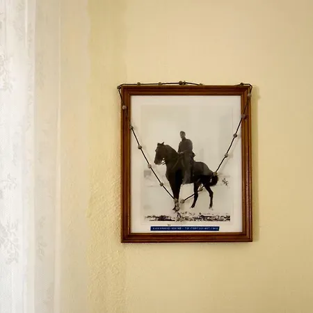 Landsted Traditional Cretan Plokamianá